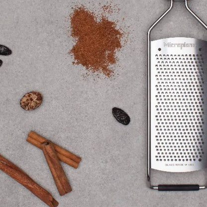 Microplane Fine Grater, Фино Ренде / Зестер (червен)