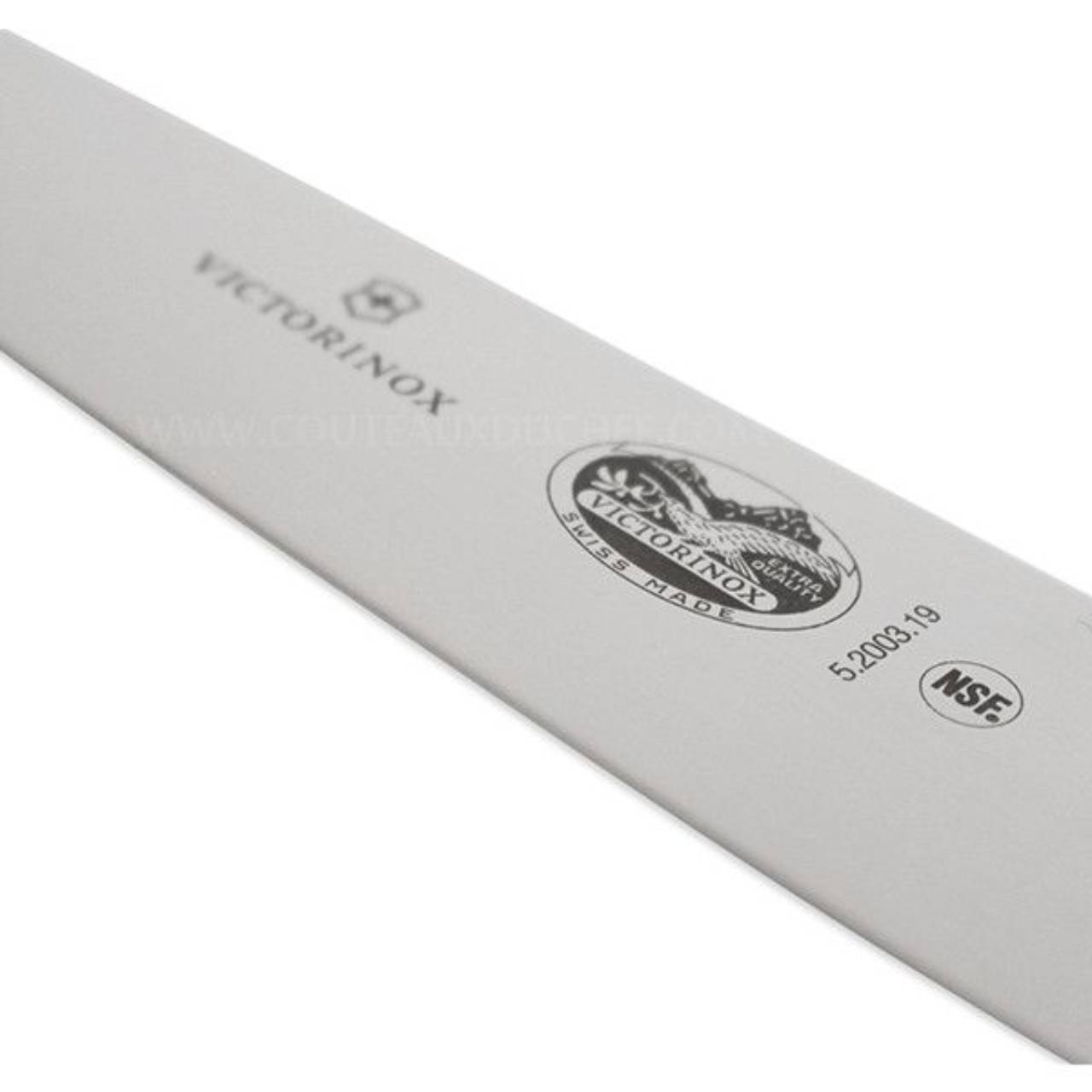 Victorinox Chef's Fibrox нож на готвача (син) 19см